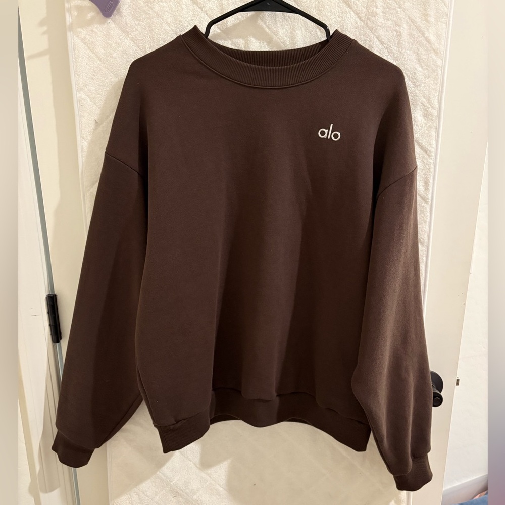 ALO Yoga Accolade Espresso Crew Neck Sweater sz. S